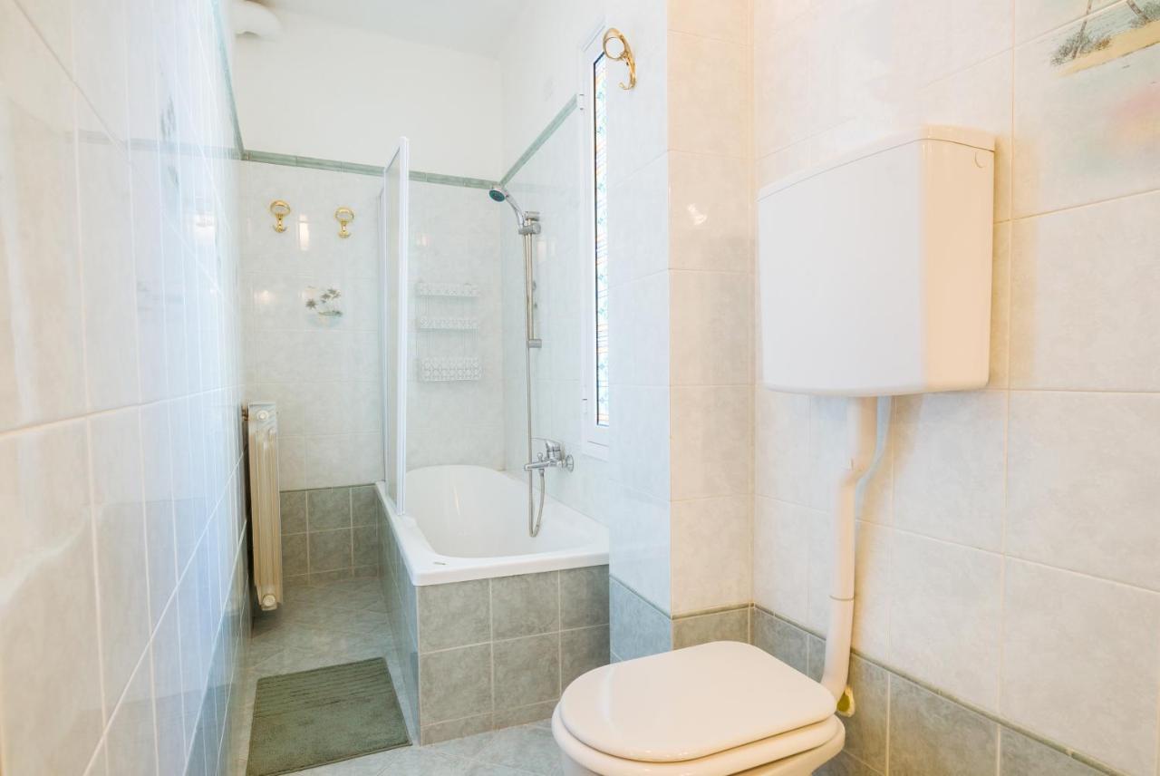 Erica Home - 2 Bedrooms, Terrace, Wifi Sanremo Exterior photo